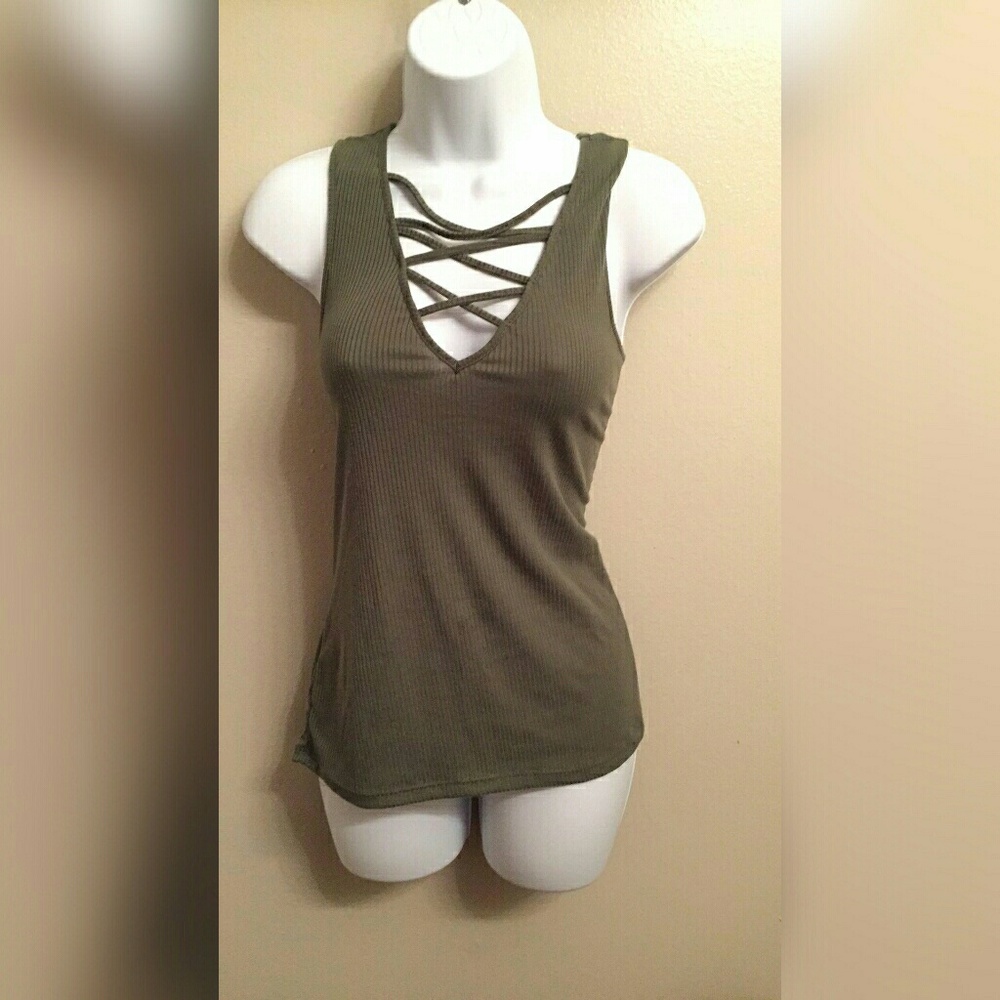 Lacey tank